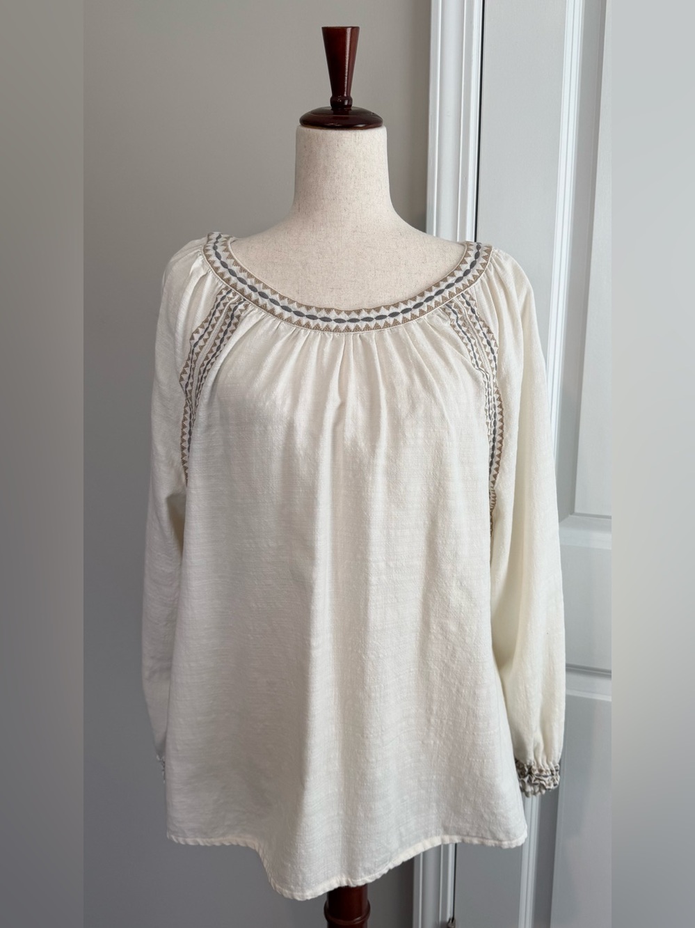 Spartina 449 Haleigh Cotton Geo Embroidered Peasant Blouse Sand Dollar  Size XXL